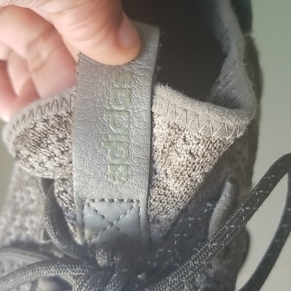 Army Green Athletic Adidas - Picture 5 of 6